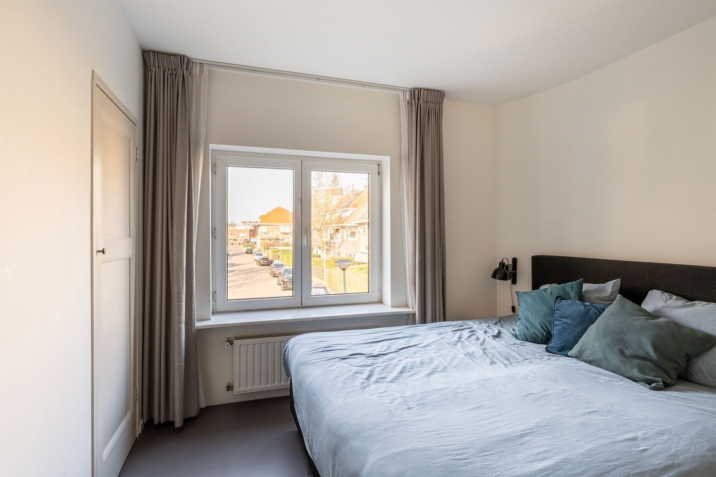 Foto 20 van Charlotte de Bourbonstraat 15