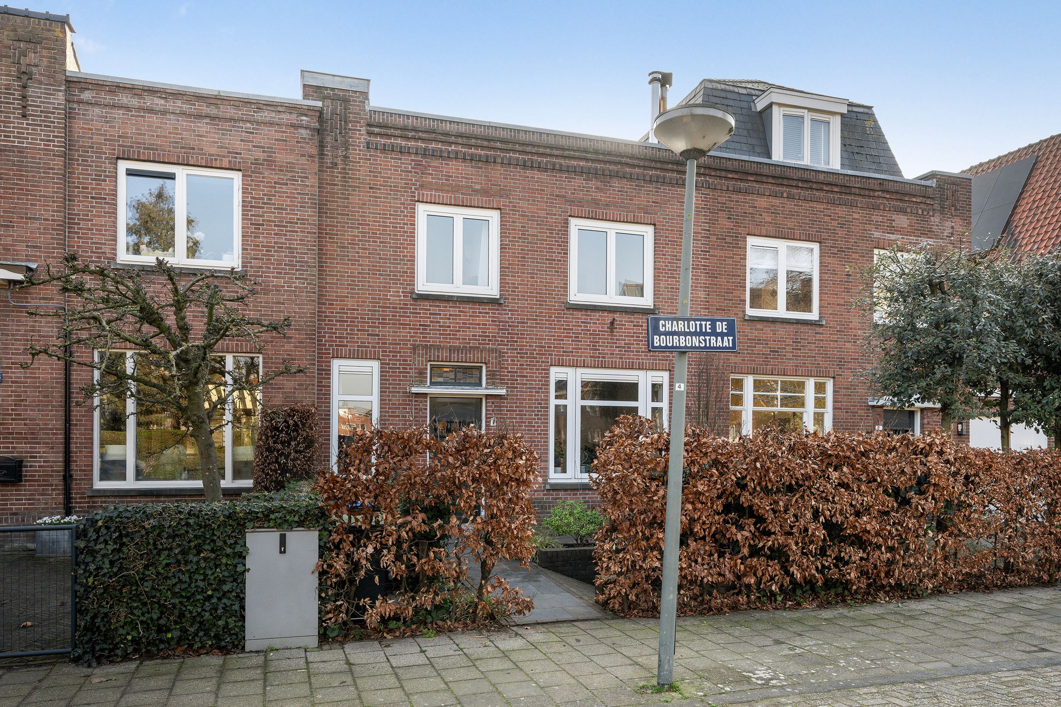 Foto 36 van Charlotte de Bourbonstraat 15