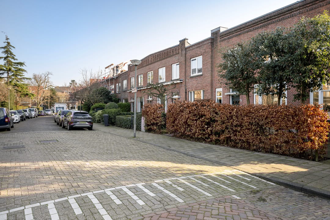 Foto 37 van Charlotte de Bourbonstraat 15