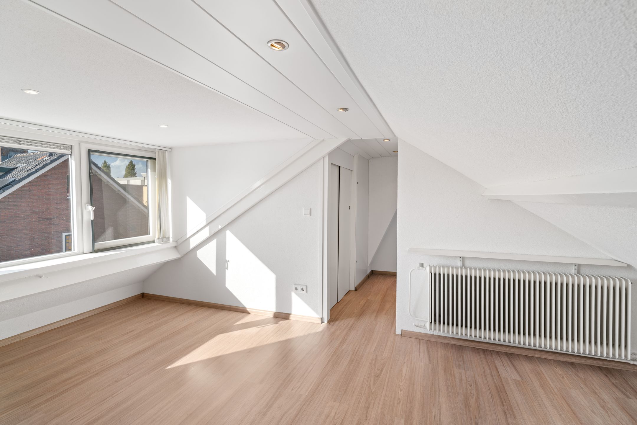 Photo 27 of Ireneplein 2-A