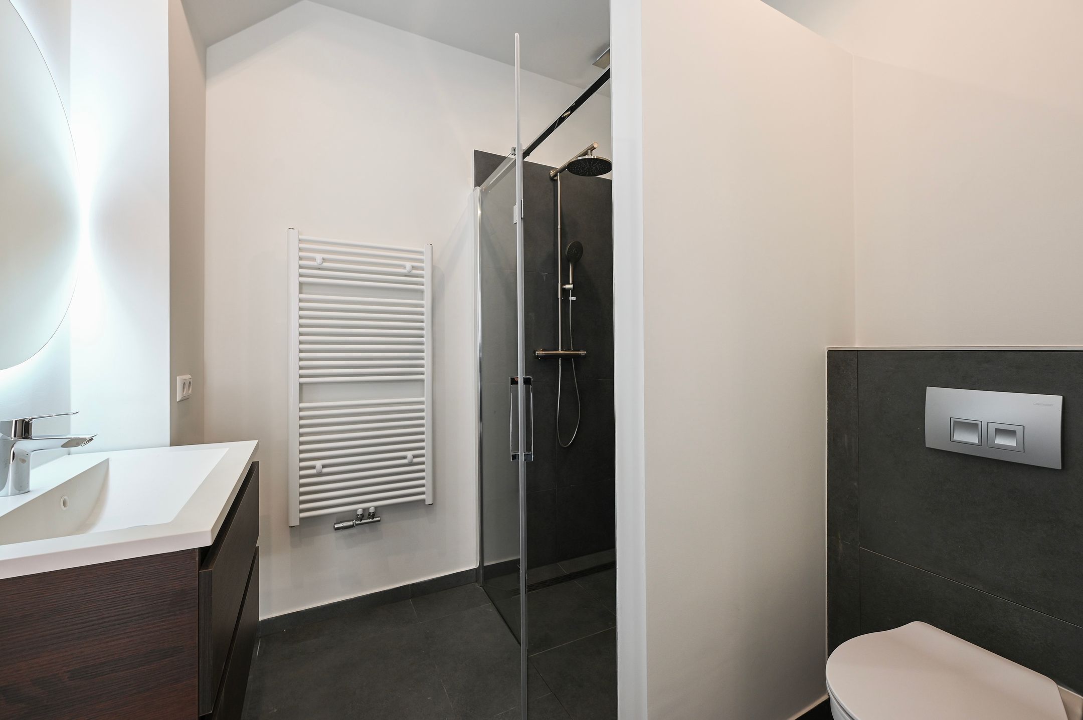 Foto 18 van De Constant Rebecquestraat 100