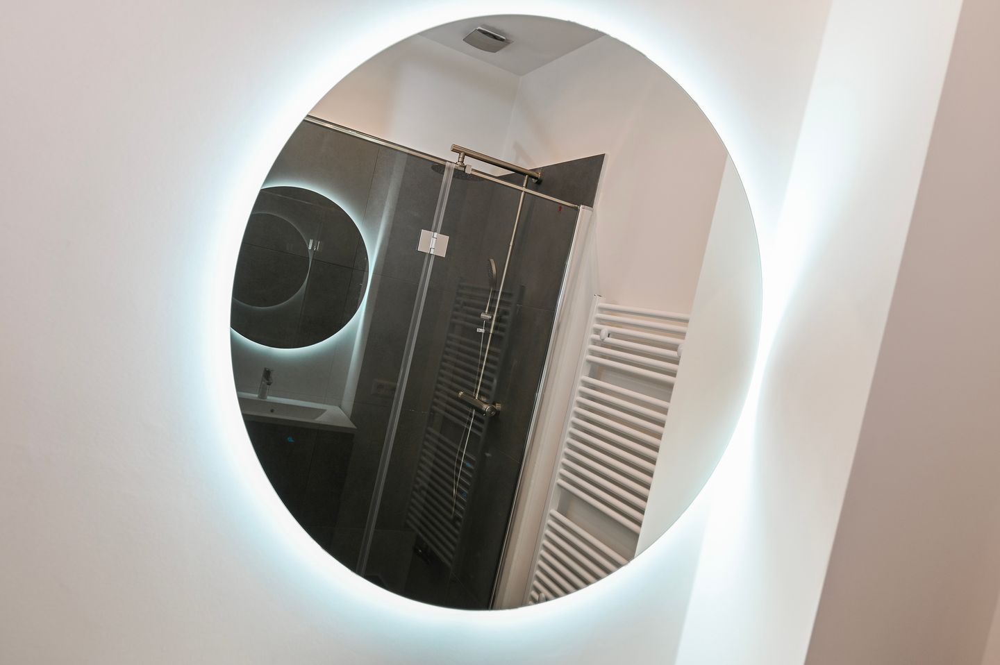 Foto 19 van De Constant Rebecquestraat 100