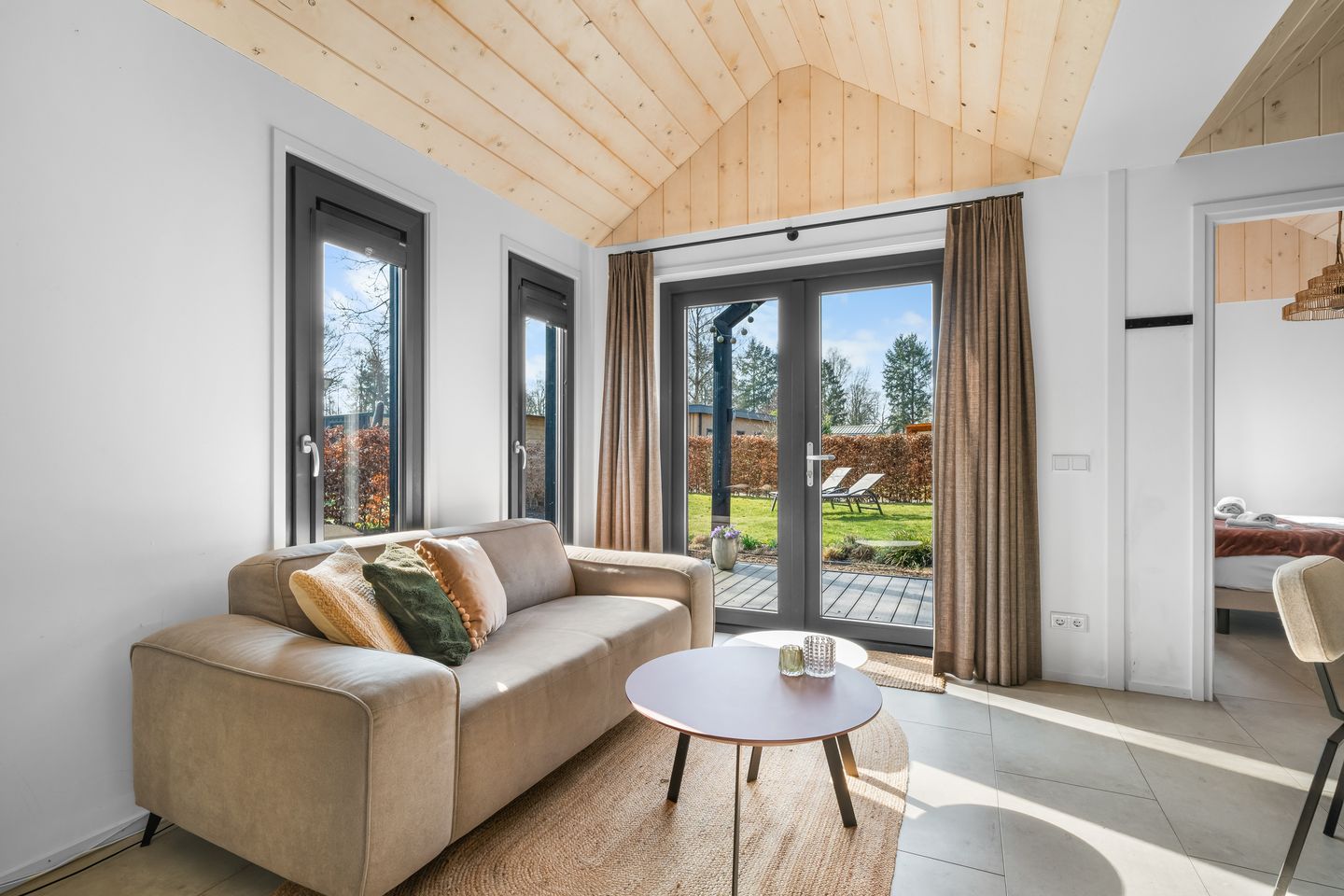 Foto 4 van Veldkampweg 2-J8