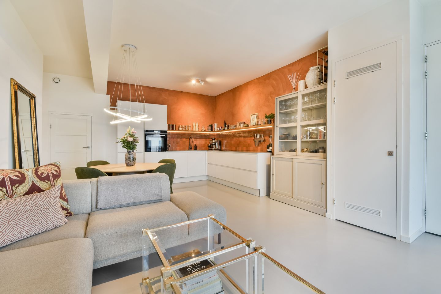 Photo 5 of Haarlemmerweg 376