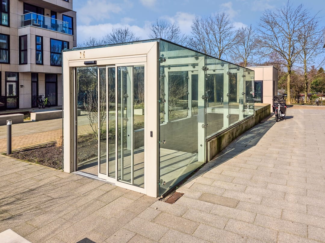 Photo 23 of Haarlemmerweg 376