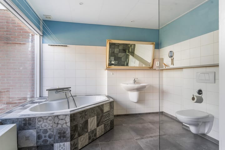 Foto 4 van Van Harinxmastrjitte 8