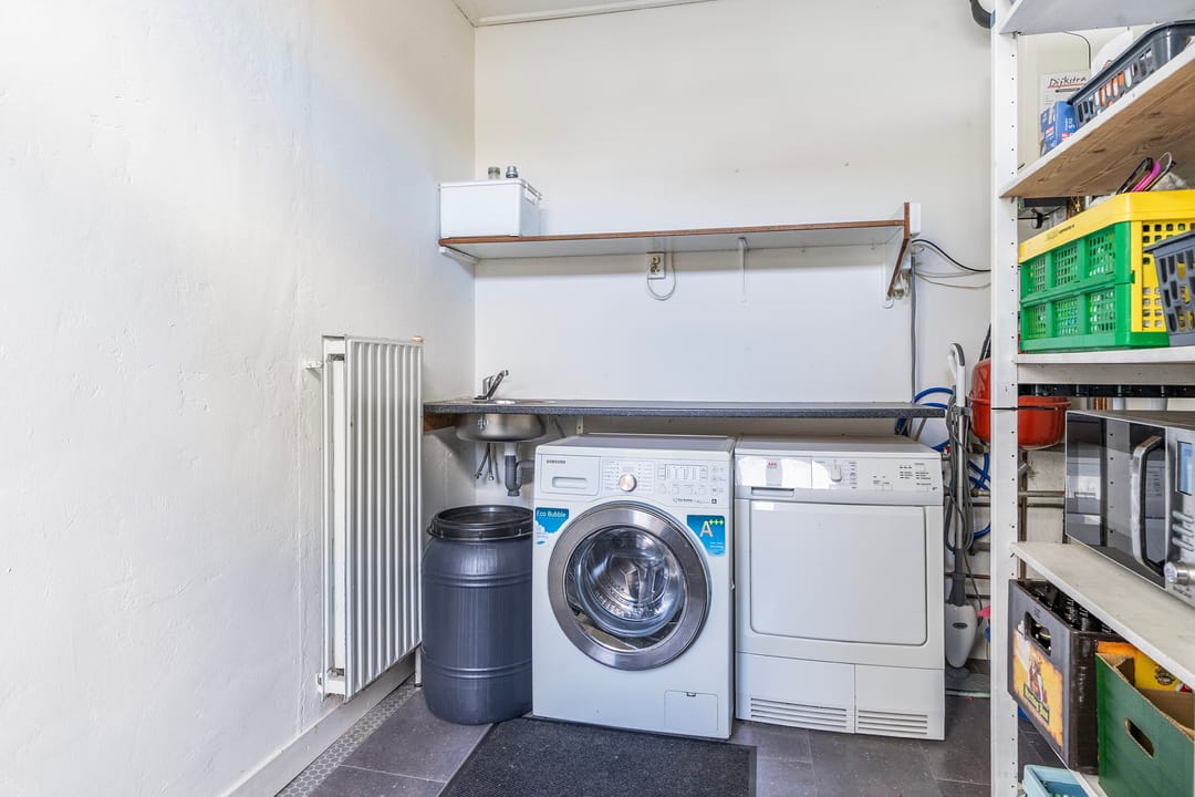 Photo 22 of Van Harinxmastrjitte 8