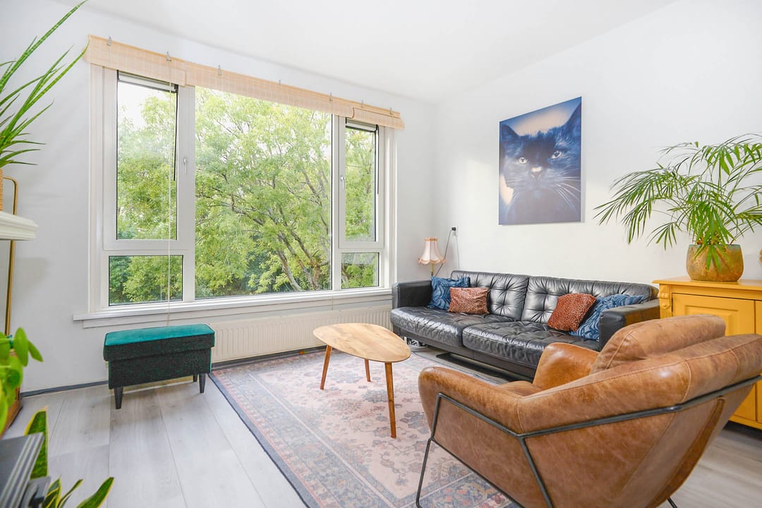 Photo 2 of Einsteinstraat 16-II