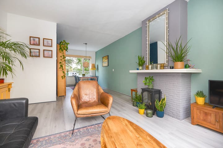 Photo 3 of Einsteinstraat 16-II