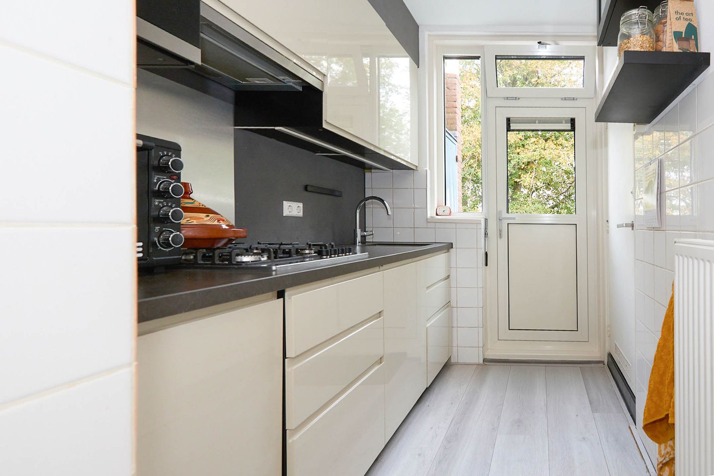 Photo 4 of Einsteinstraat 16-II