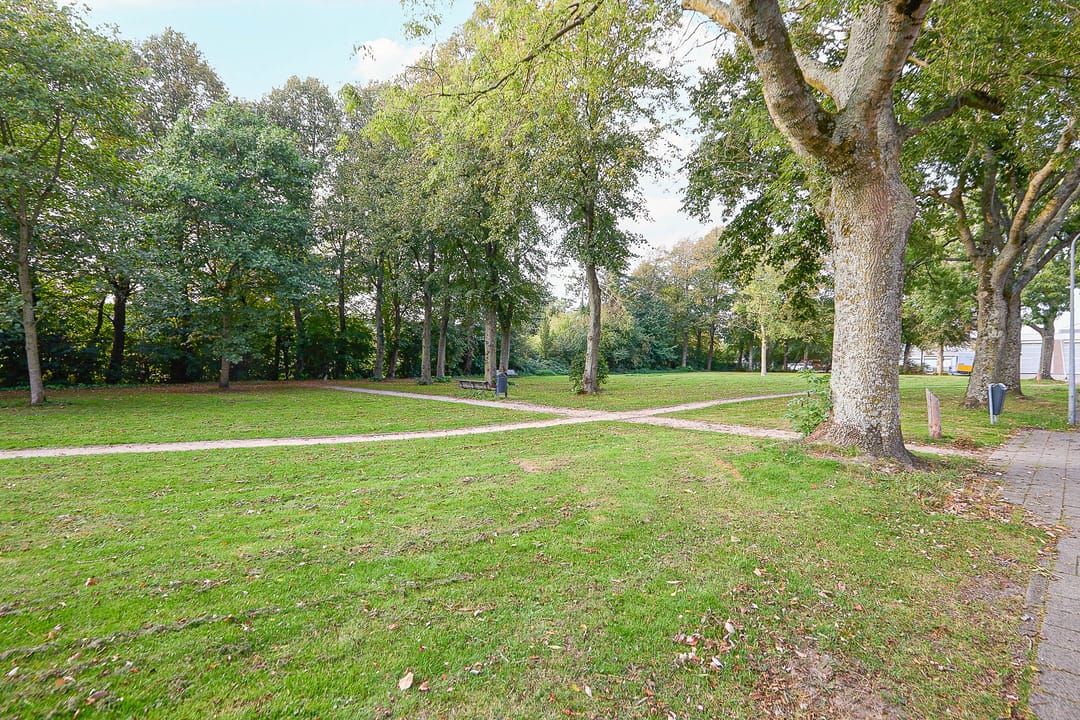 Photo 28 of Einsteinstraat 16-II