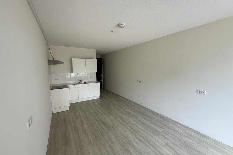 Foto 5 van August Allebéplein 932