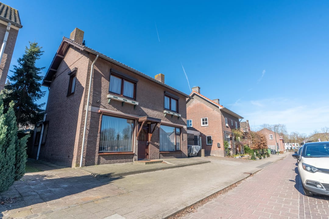 Photo 43 of Schoolstraat 26