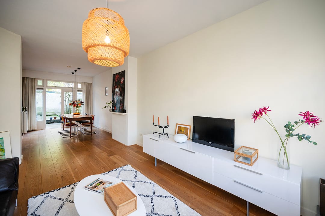 Foto 7 van Paramariboplein 24