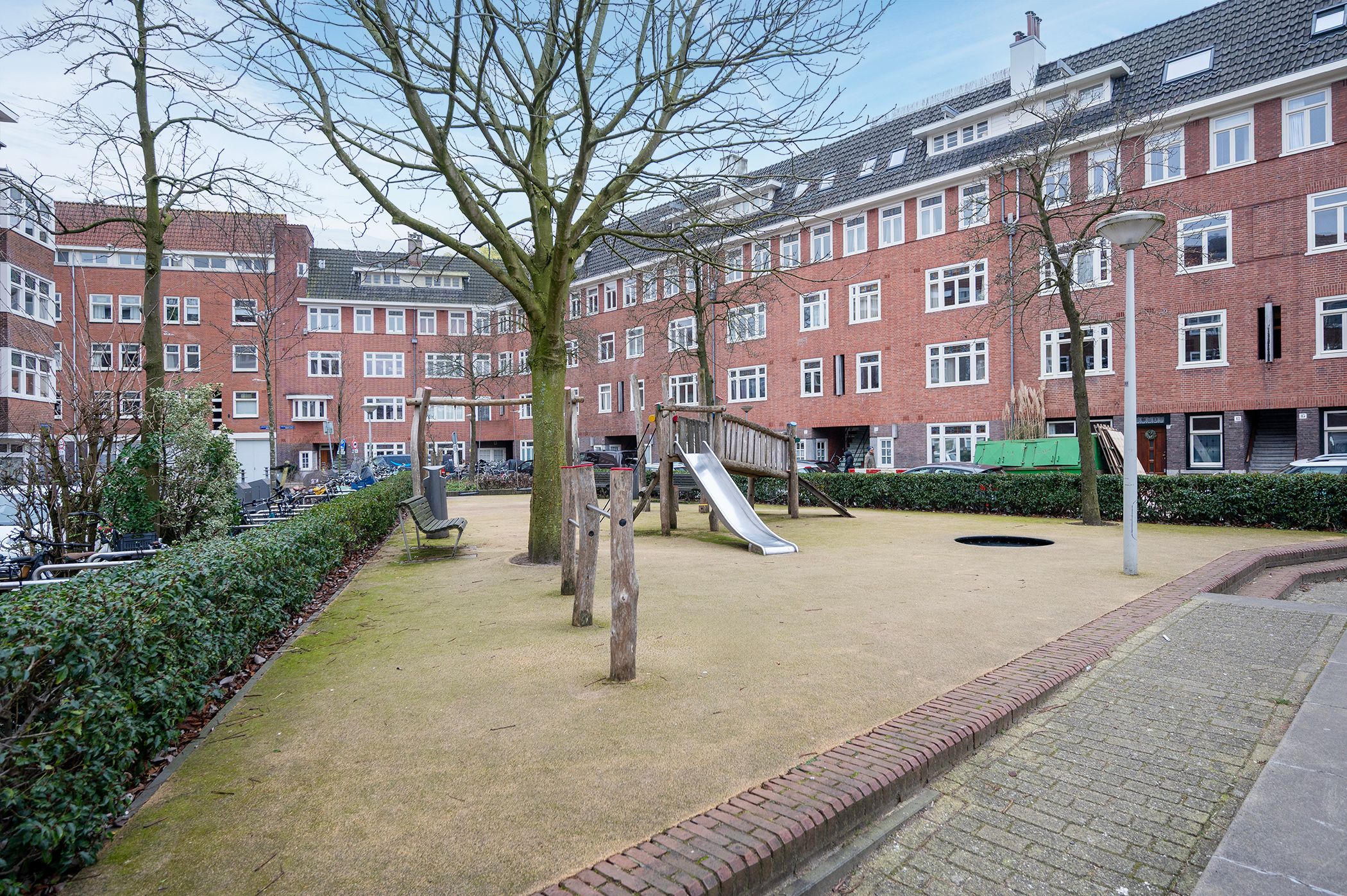 Foto 30 van Paramariboplein 24