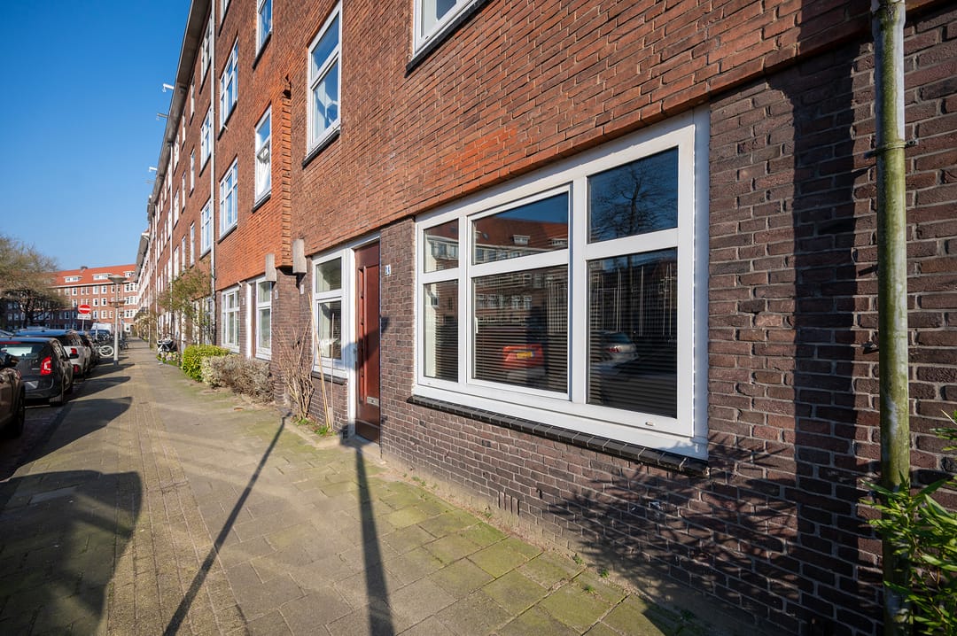 Foto 32 van Paramariboplein 24