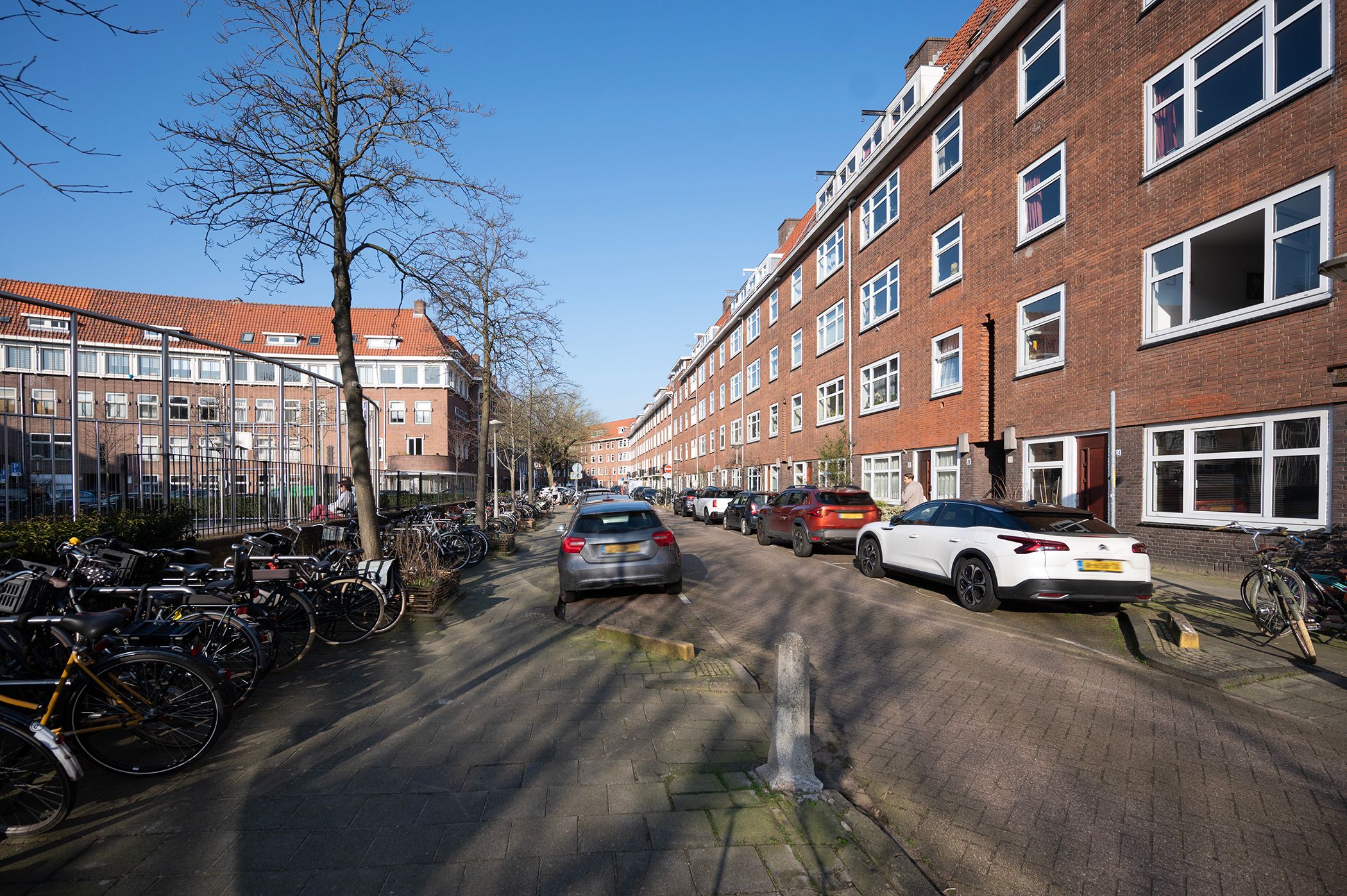 Foto 33 van Paramariboplein 24