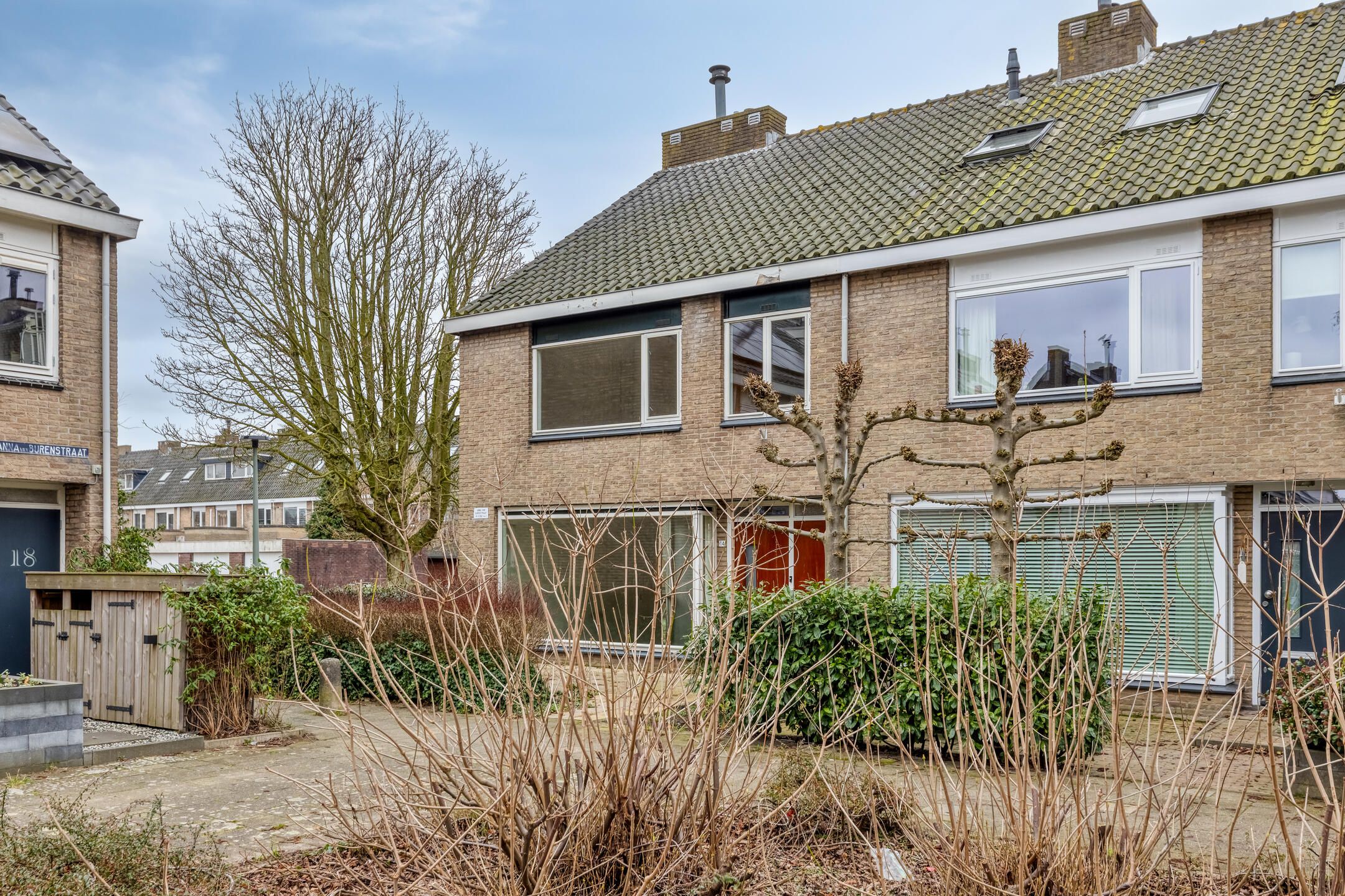 Anna van Burenstraat 14 