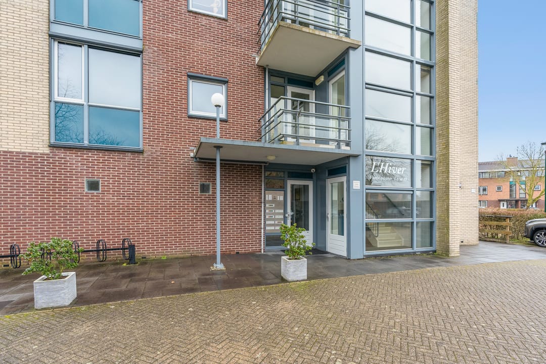 Foto 2 van Fonteinwater 7