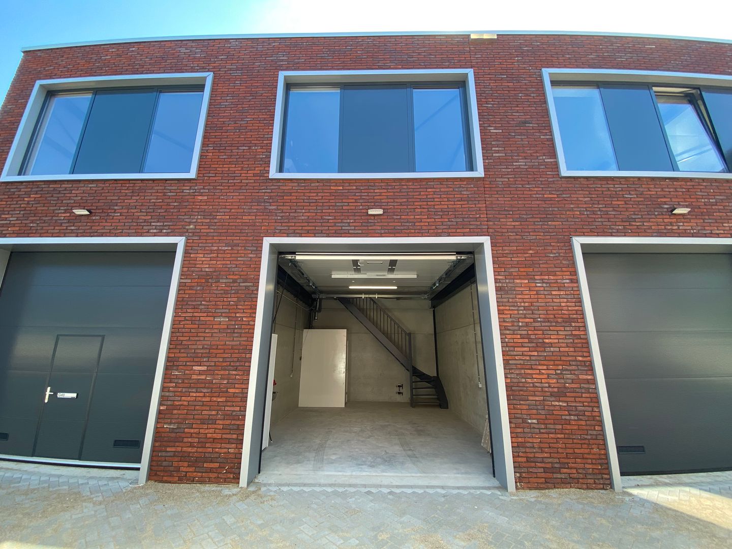 View photo 1 of Bijsterhuizen 1102-G41