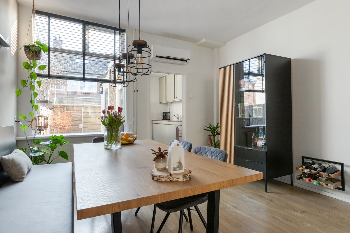 Photo 10 of P.C. Bothstraat 28