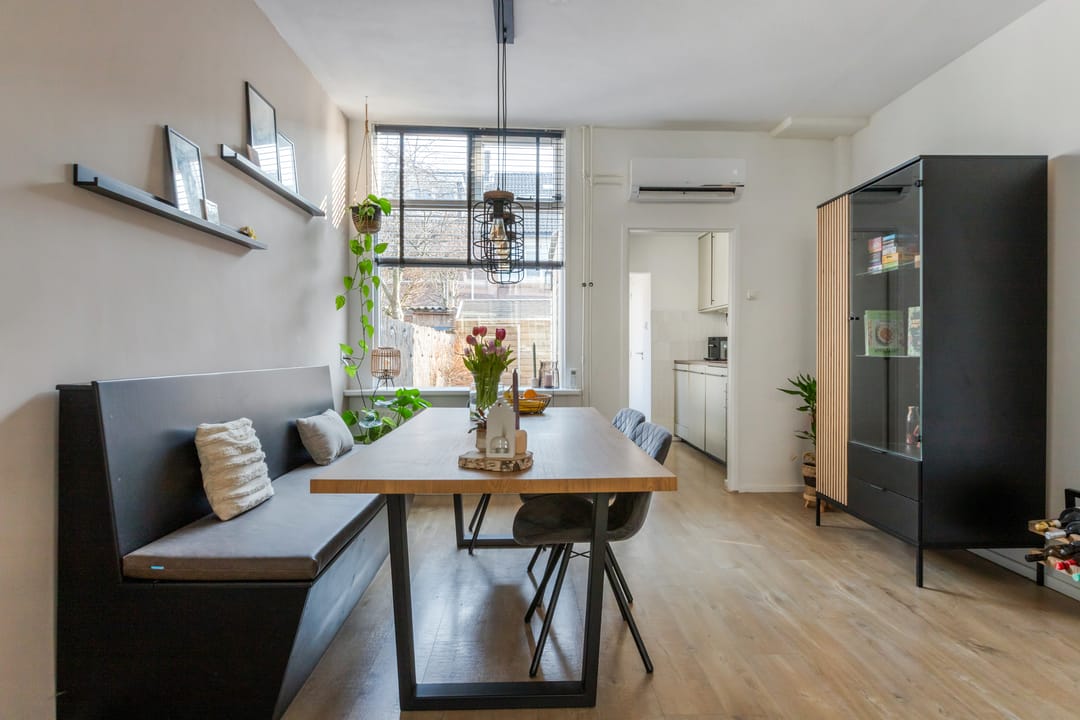 Photo 11 of P.C. Bothstraat 28