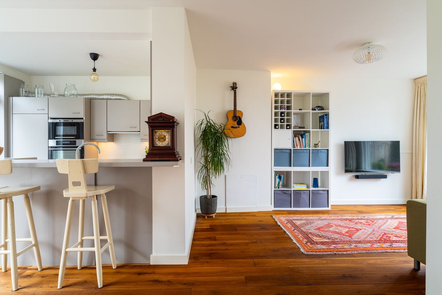 Photo 10 of Dokter van Vuurestraat 58