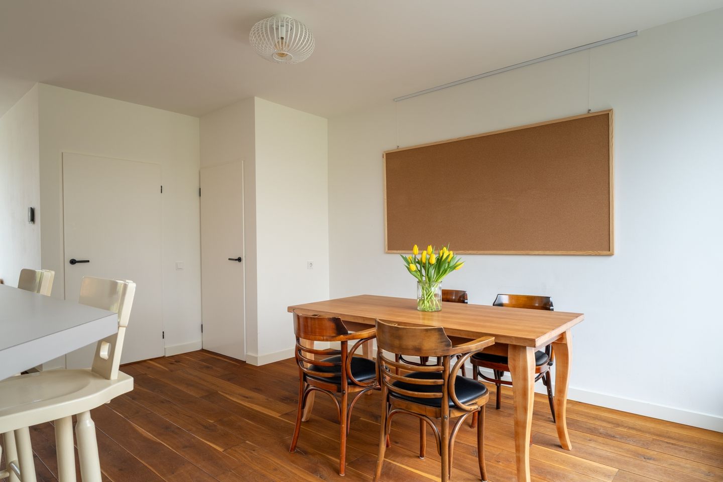 Photo 14 of Dokter van Vuurestraat 58