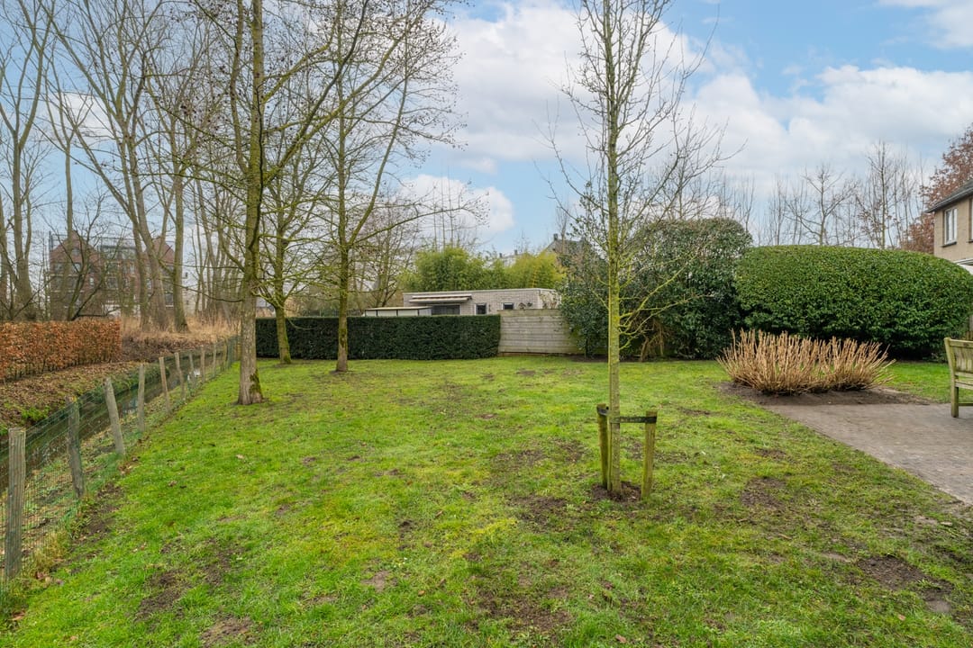 Photo 37 of Dokter van Vuurestraat 58