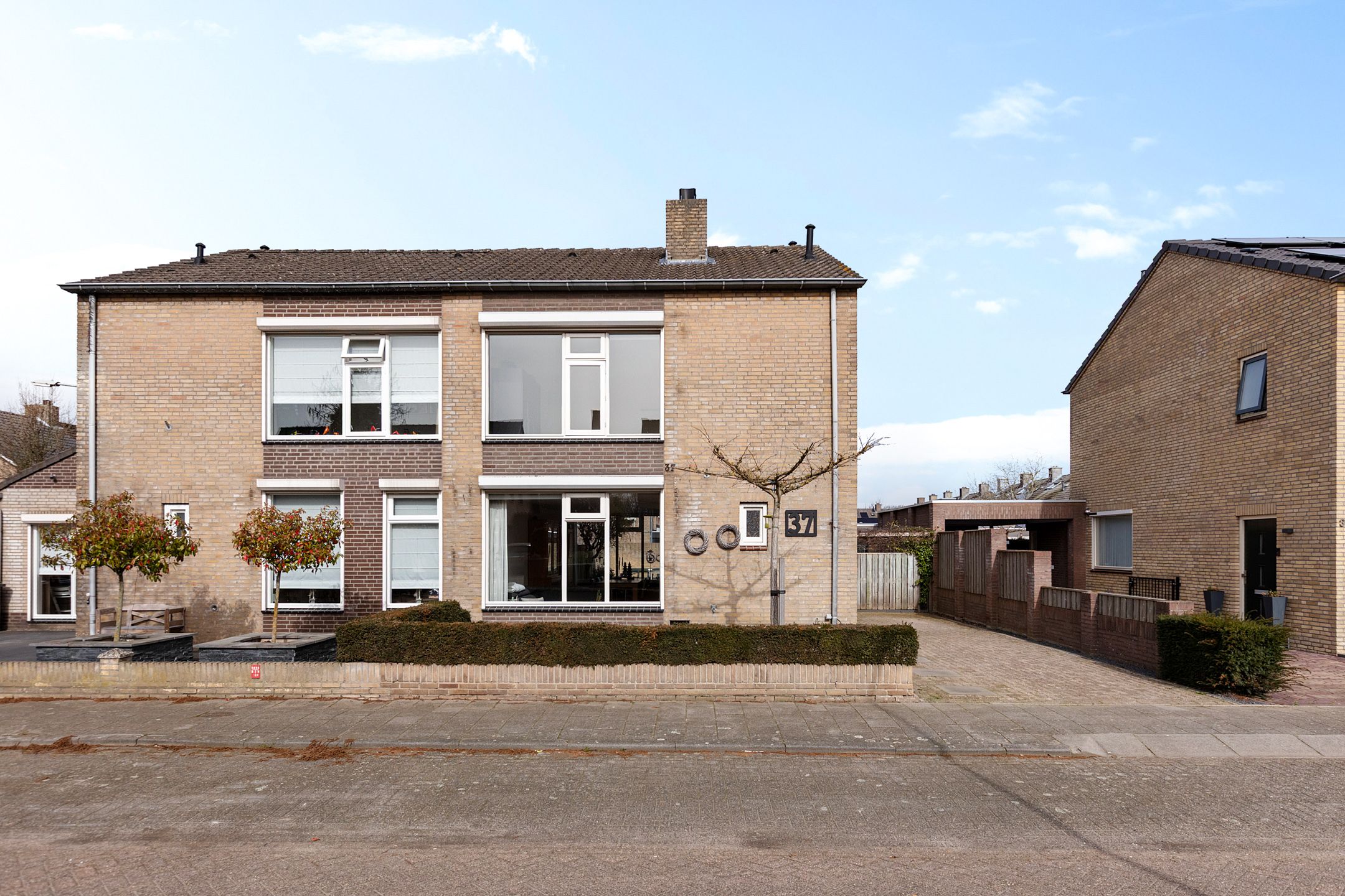 Buying a house in The Netherlands., Oosterdstraat 37