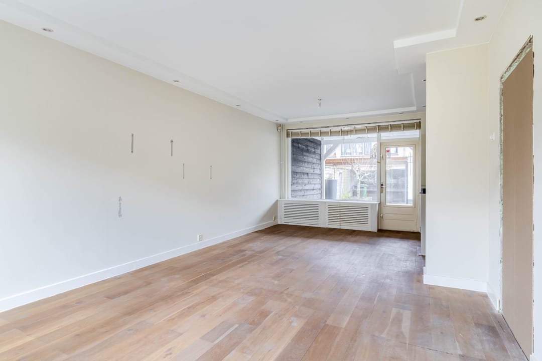 Photo 7 of Van Houtenstraat 44