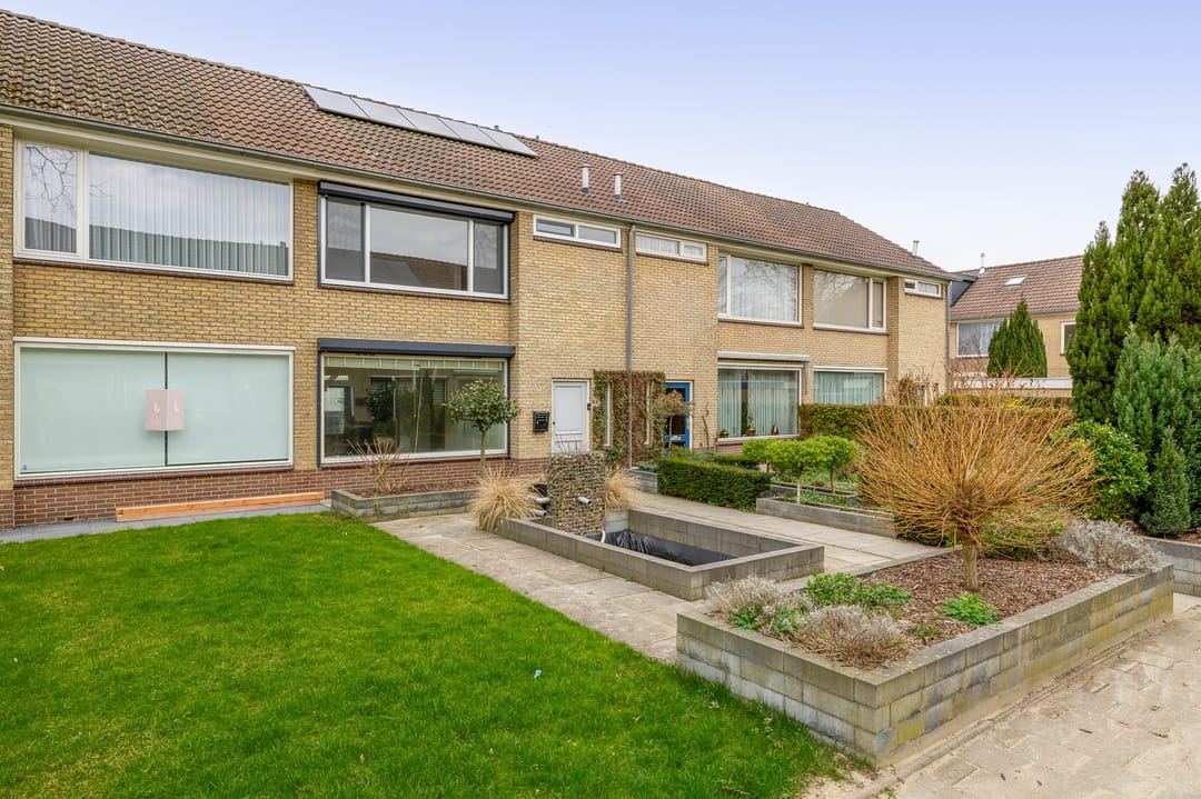 Photo 41 of Van Houtenstraat 44