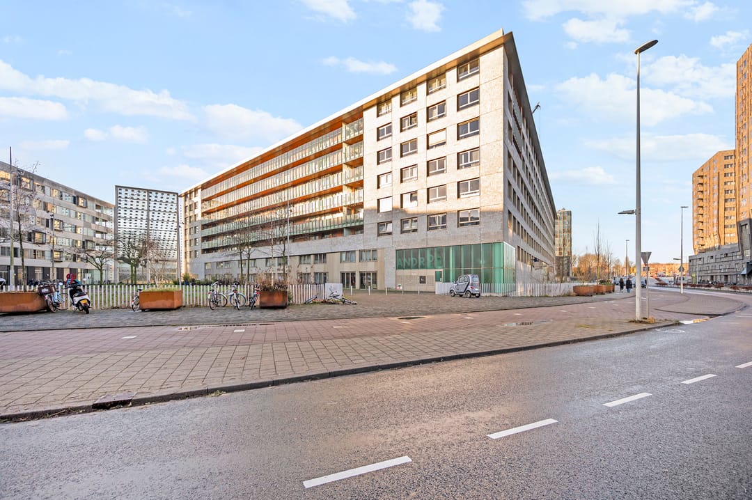 Foto 1 van Carolina MacGillavrylaan 450