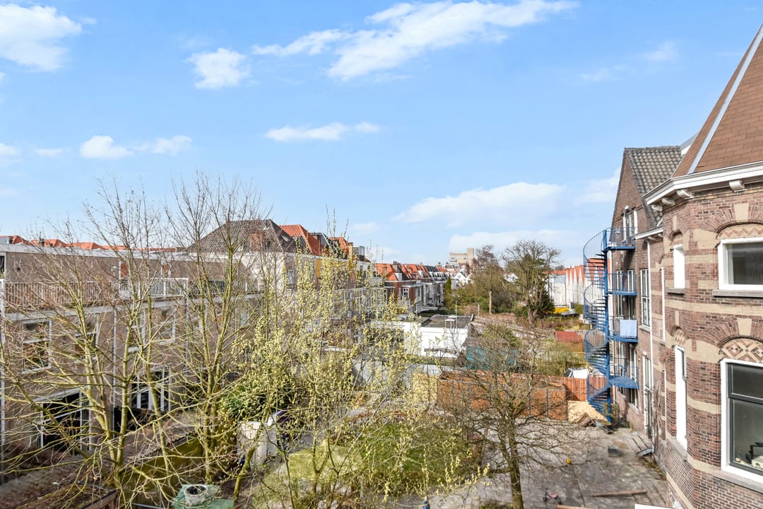 Photo 16 of Witte de Withstraat 123