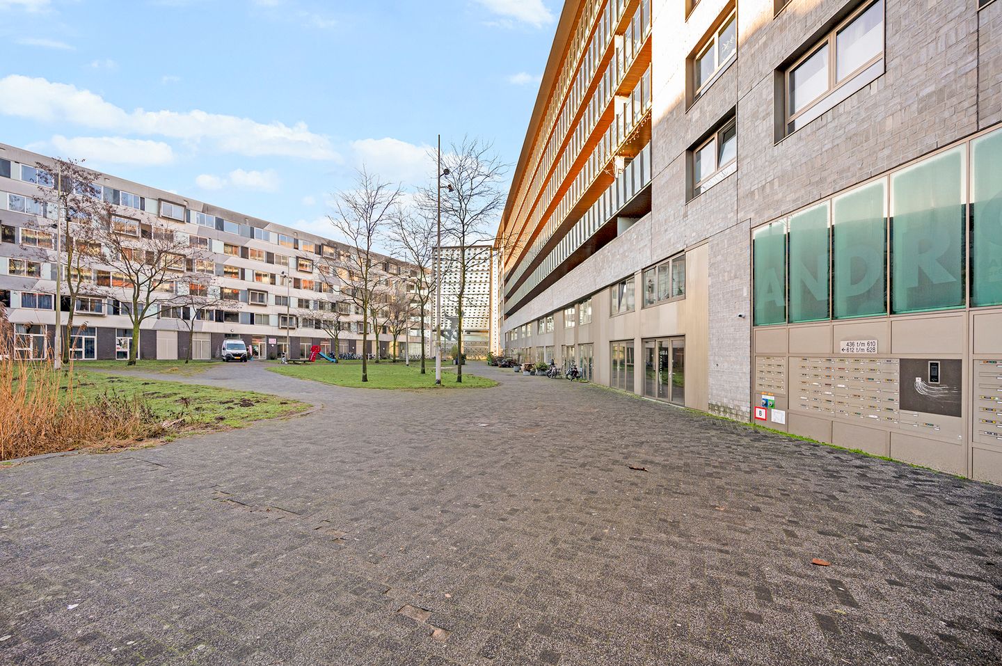 Foto 25 van Carolina MacGillavrylaan 450