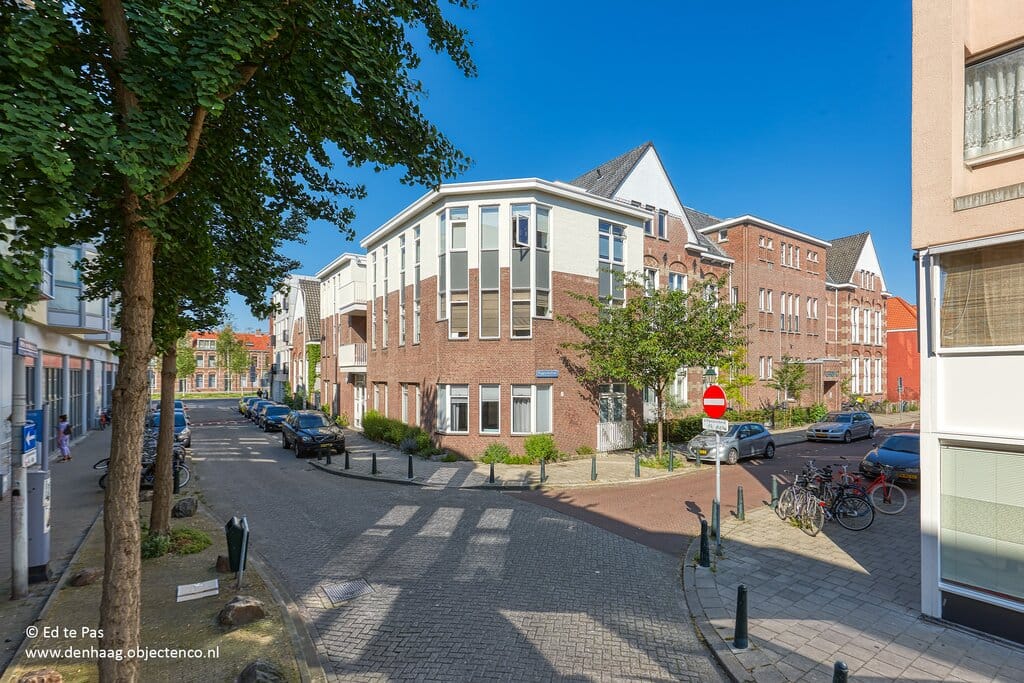 Photo 39 of Witte de Withstraat 123