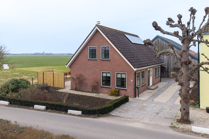 Photo 2 of Winkeldijk 13