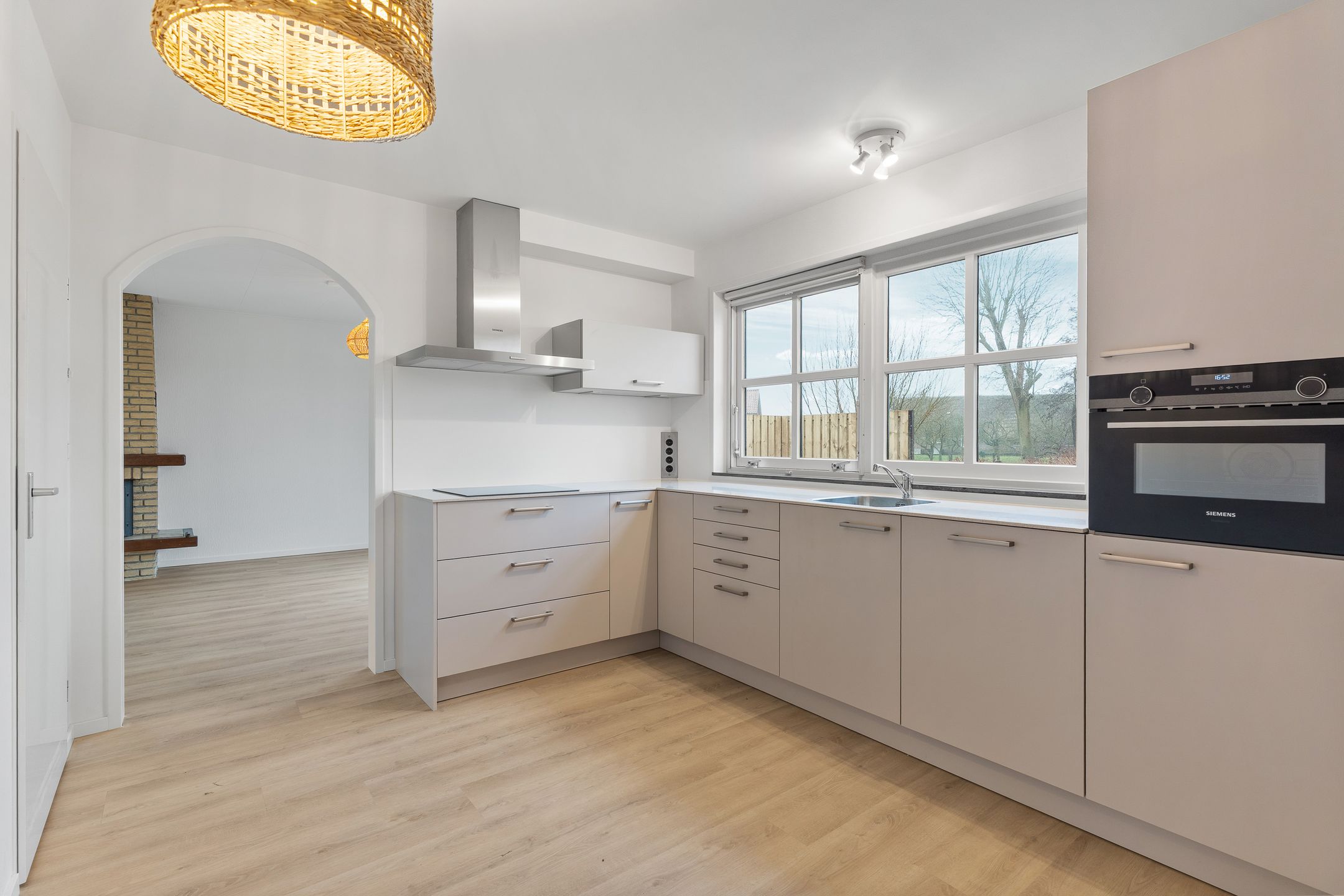 Photo 12 of Winkeldijk 13