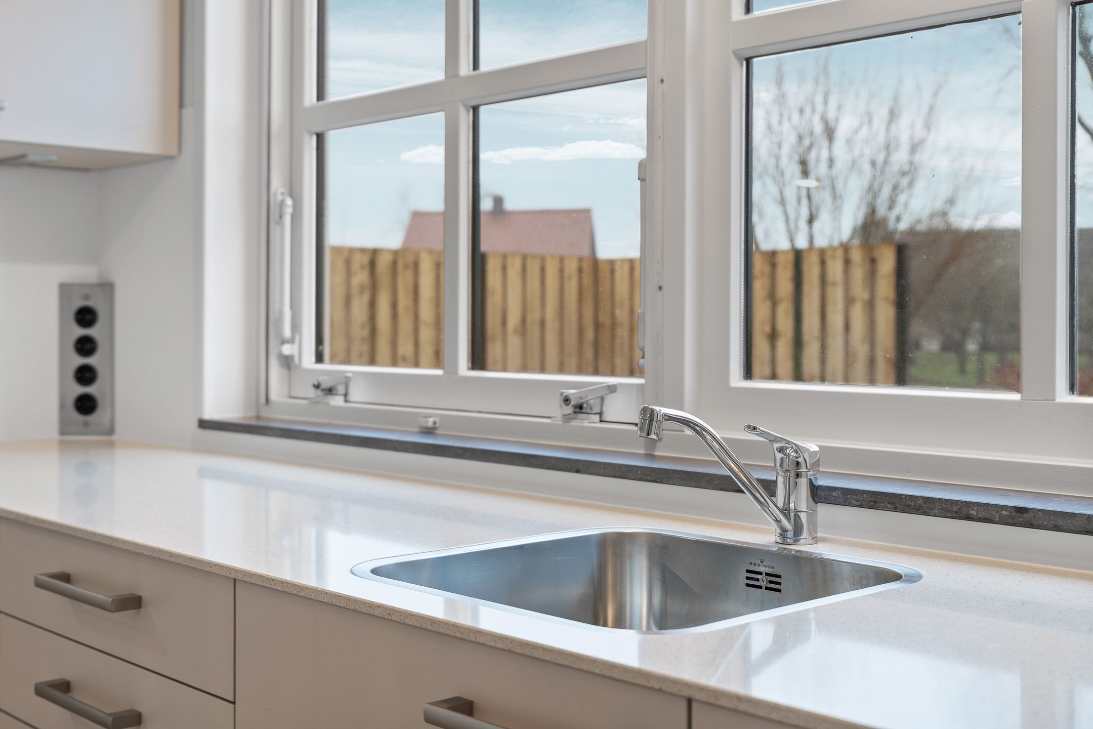 Photo 15 of Winkeldijk 13