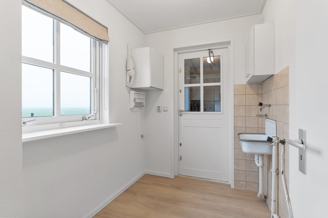 Photo 16 of Winkeldijk 13