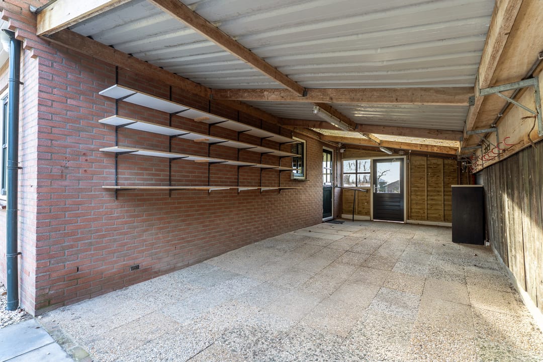 Photo 37 of Winkeldijk 13