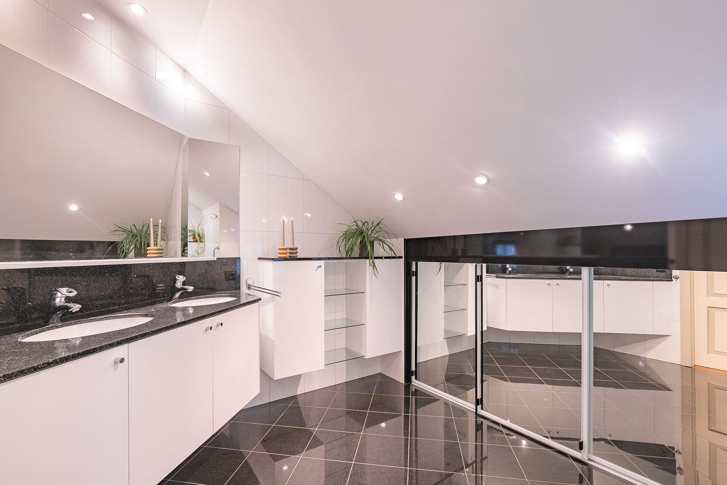 Photo 25 of Beelenberg 13