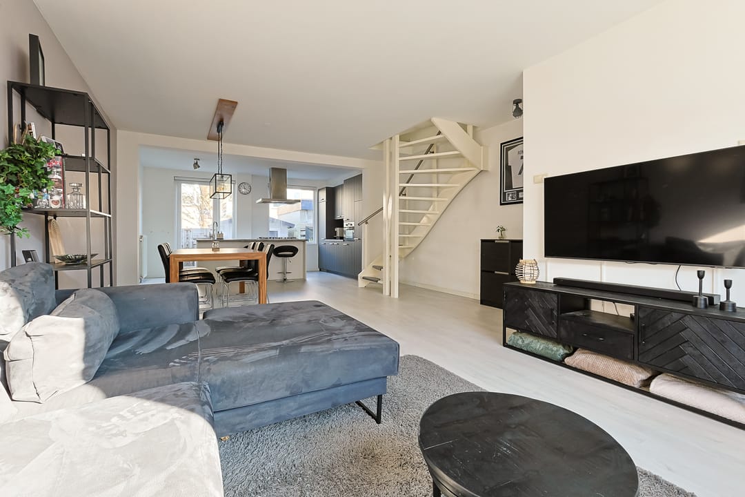 Photo 8 of Willemstraat 36