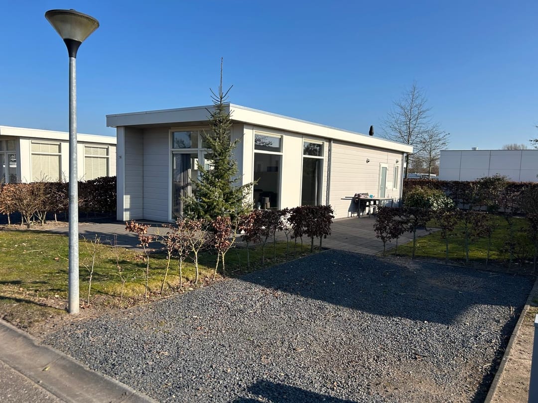 Foto 2 van Randmeerweg 8-502