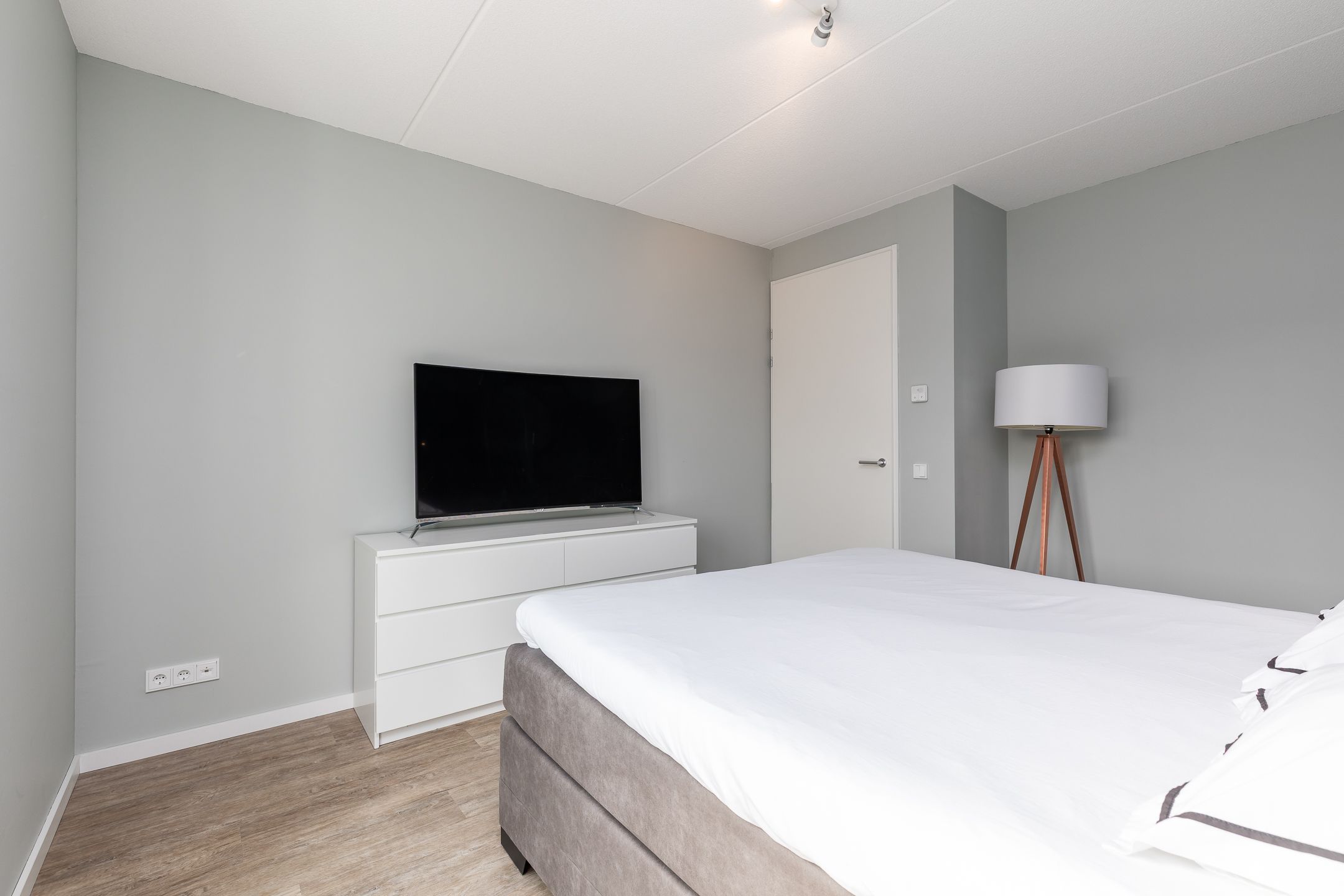 Foto 42 van Albert Michelsonstraat 6