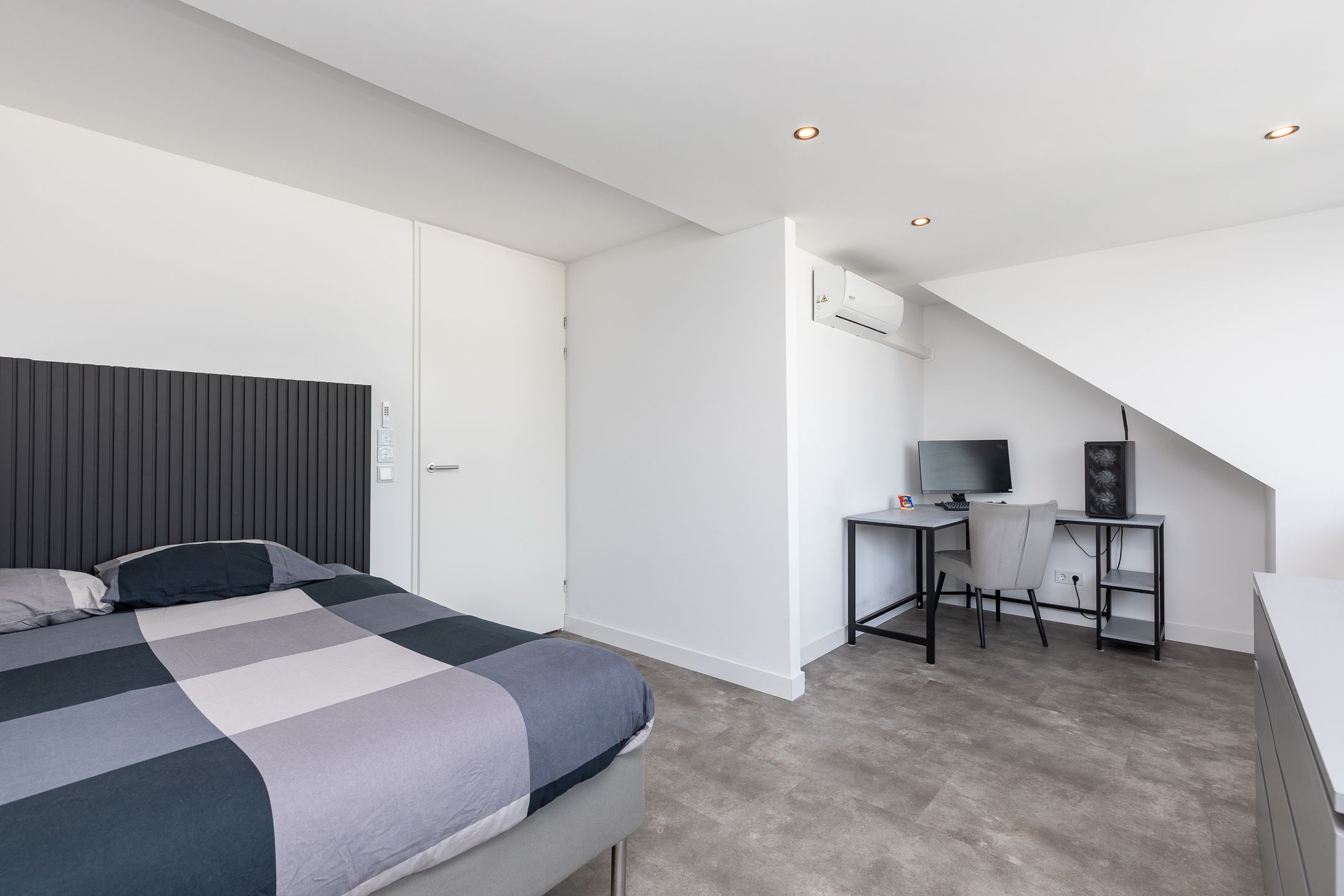 Foto 57 van Albert Michelsonstraat 6