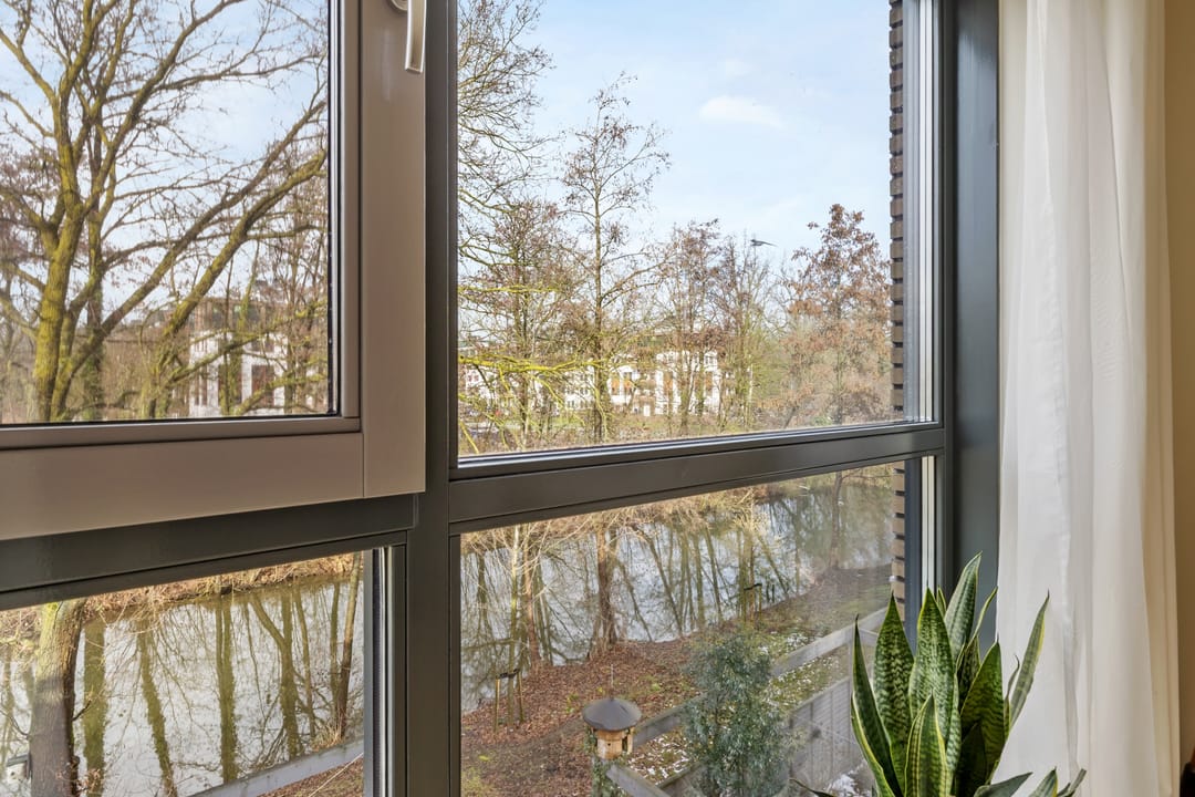 Foto 26 van Edisonbaan 20-1