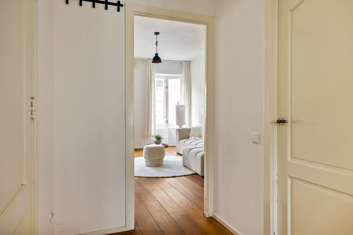 Photo 3 of Stolwijkstraat 53-2