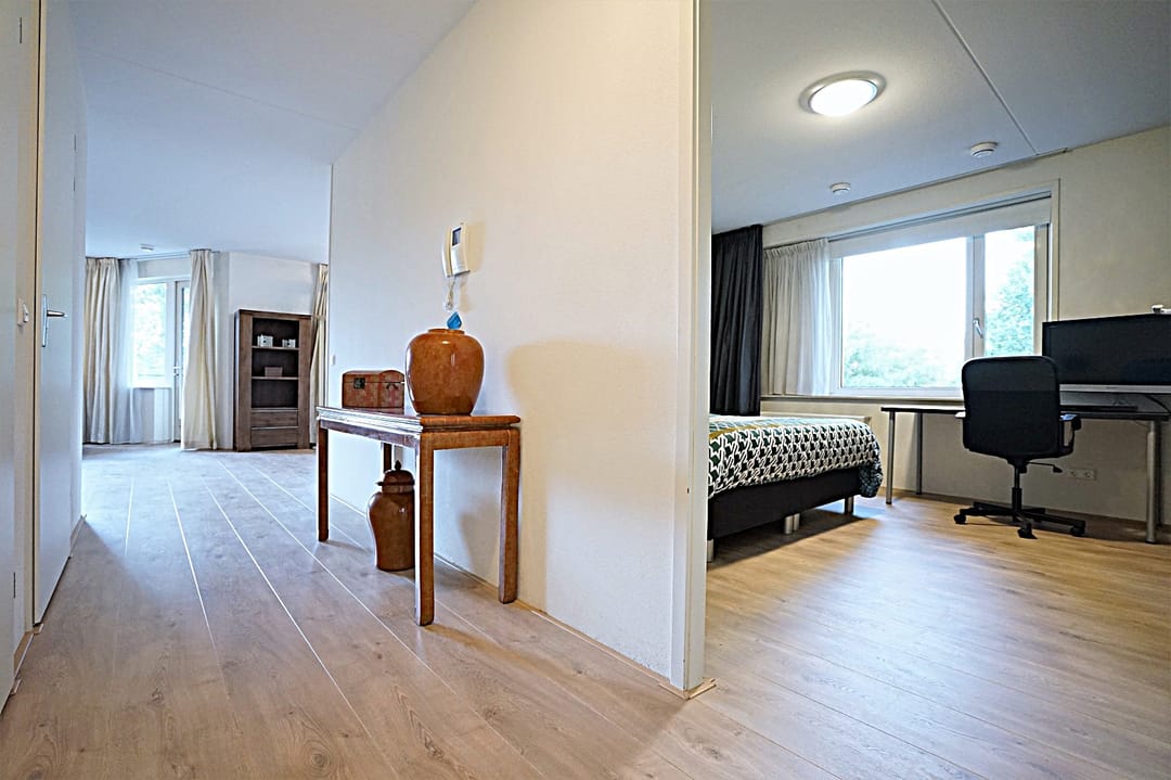 Foto 13 van Veenendaalplein 21