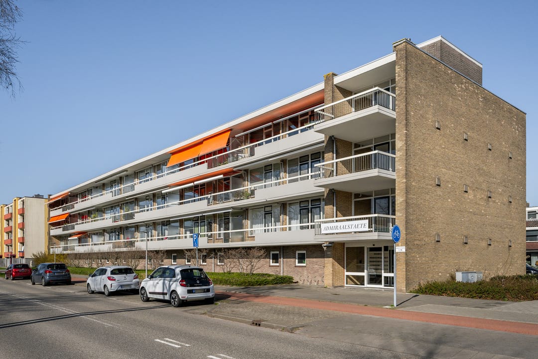 Photo 1 of Admiraal de Ruyterweg 13